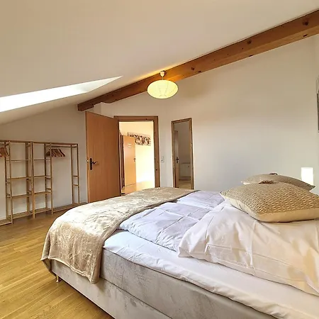 Apartamento Am Simssee Mit Alpenblick, Gutshof Alpenblick
