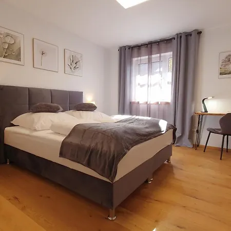 Apartamento Am Simssee Mit Alpenblick, Gutshof Alpenblick Stephanskirchen